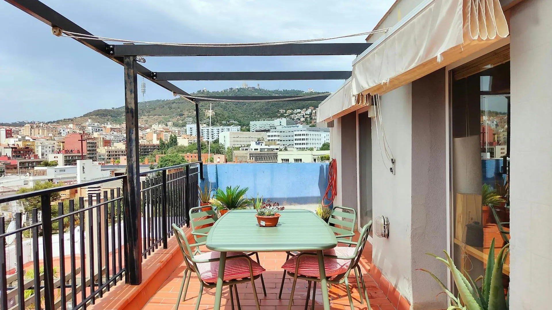 Apartman Amazing City Views & Terrace! Gracia - Parc Gueell Barcelona Spanyolország