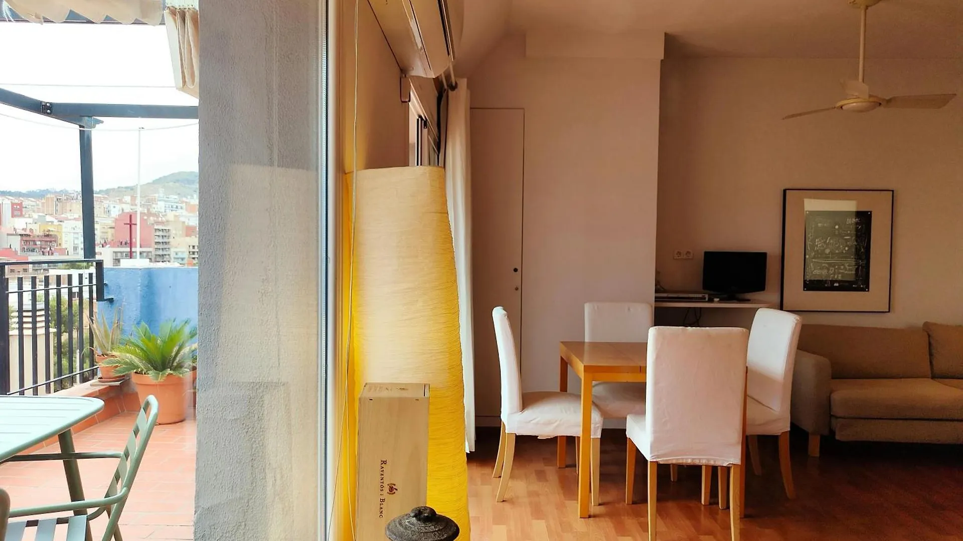Amazing City Views & Terrace! Gracia - Parc Gueell Barcelona