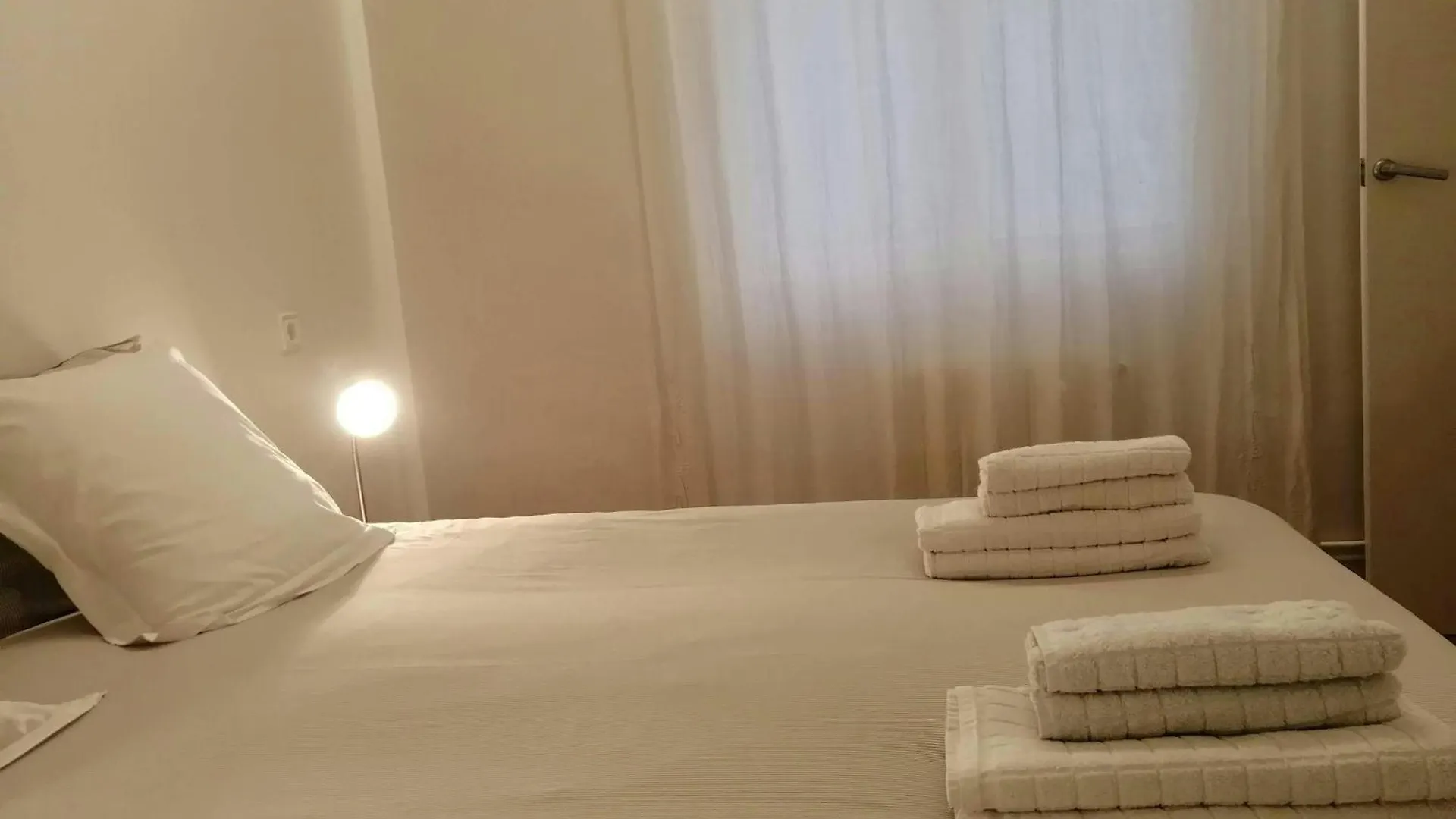 Apartment Amazing City Views & Terrace! Gracia - Parc Gueell Barcelona