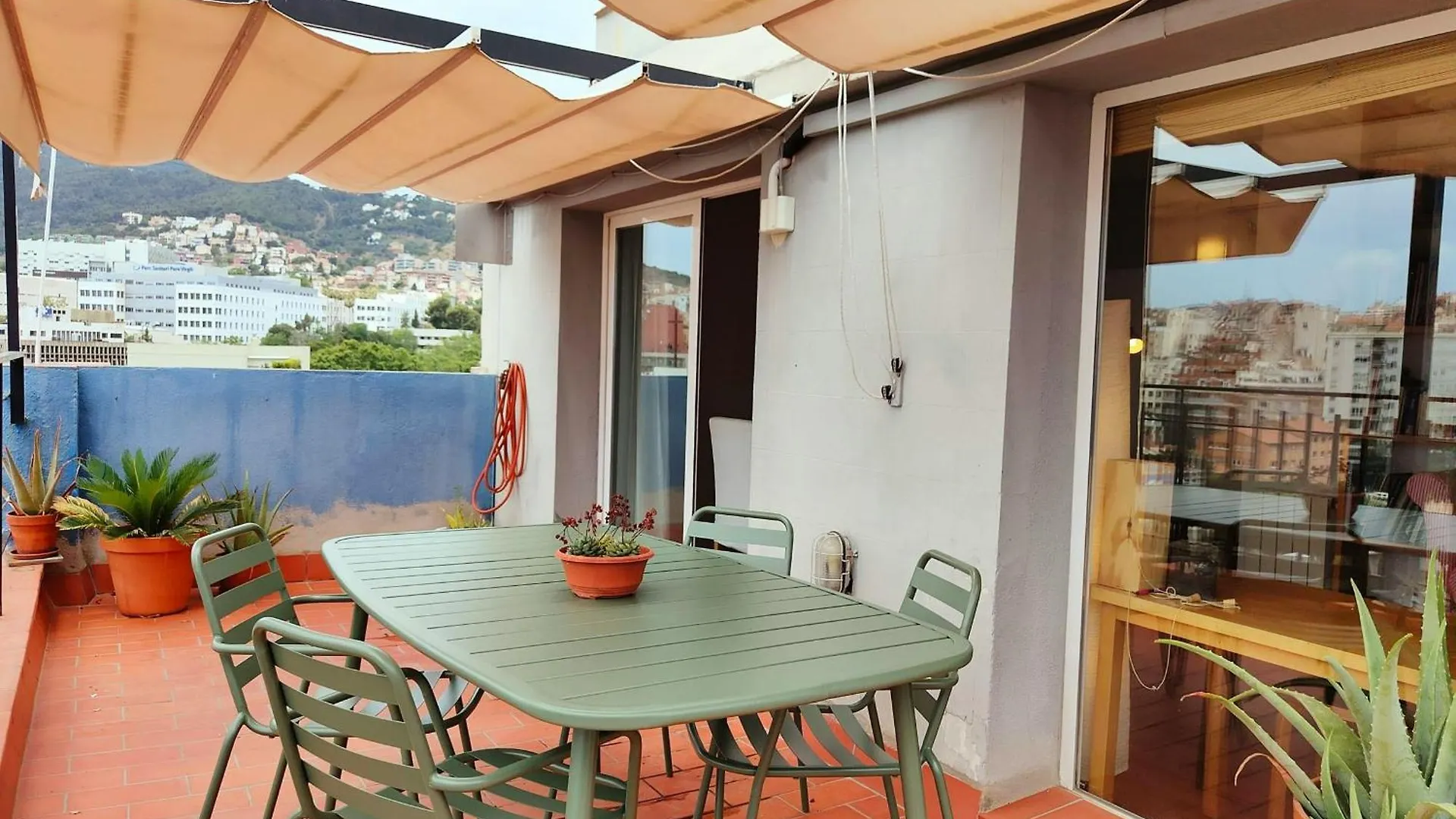 Amazing City Views & Terrace! Gracia - Parc Gueell Barcelona